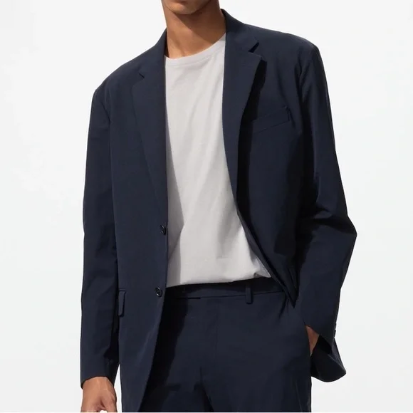 UNIQLO: Men's Gray T-Shirt - SIZE: L - Picture 2 of 3